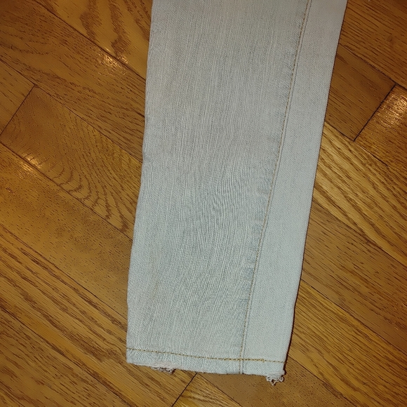 BLANK NYC INORGANIC CROP JEAN 26 - Picture 6 of 10